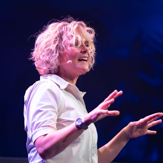 Jennifer_van_der_Schaaf_I_am_the_greatest_6